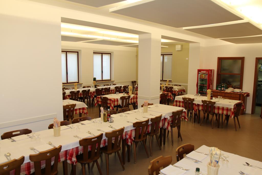 Albergo Al Sole Castelnuovo del Garda Exteriör bild