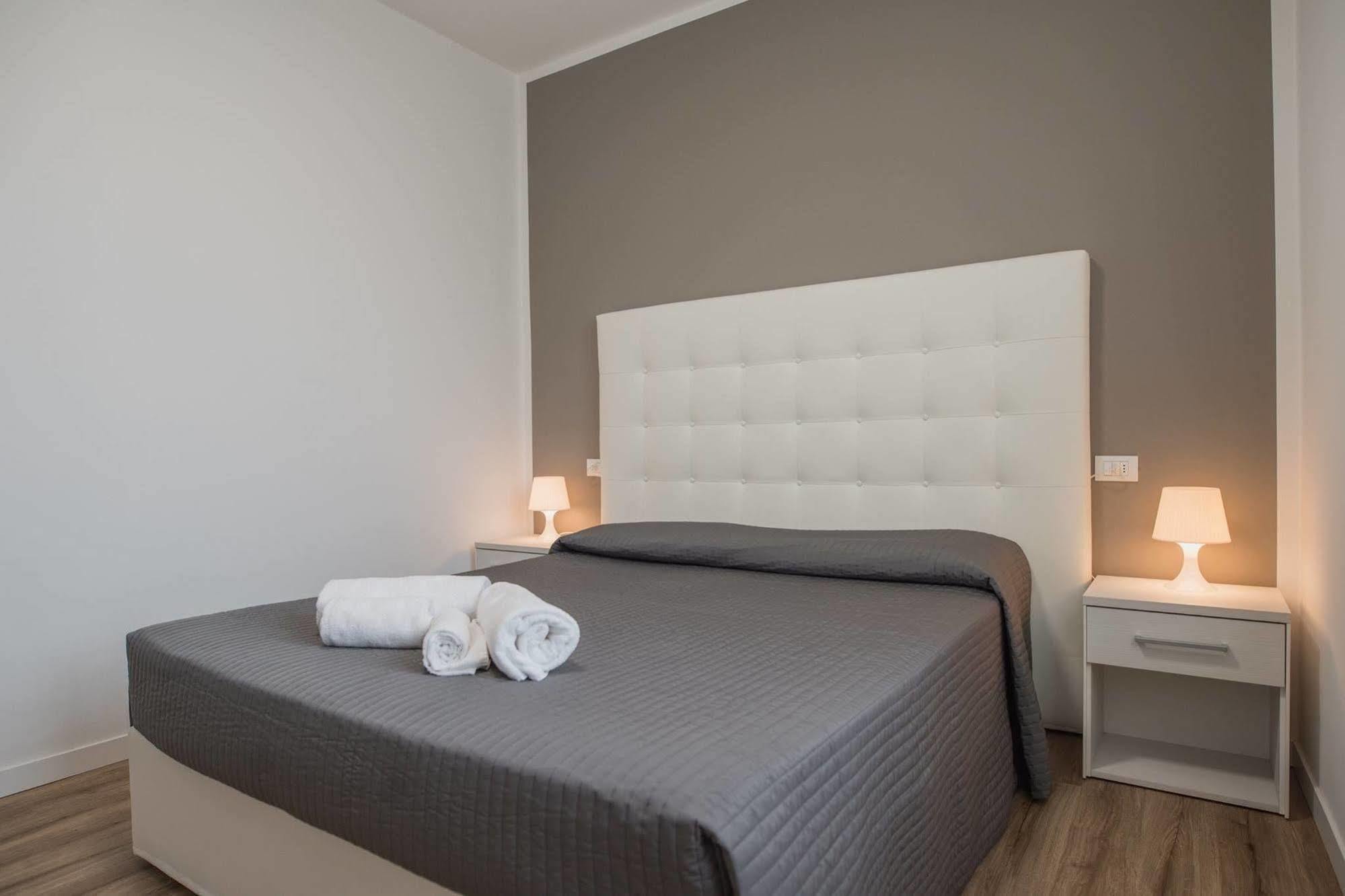 Albergo Al Sole Castelnuovo del Garda Exteriör bild
