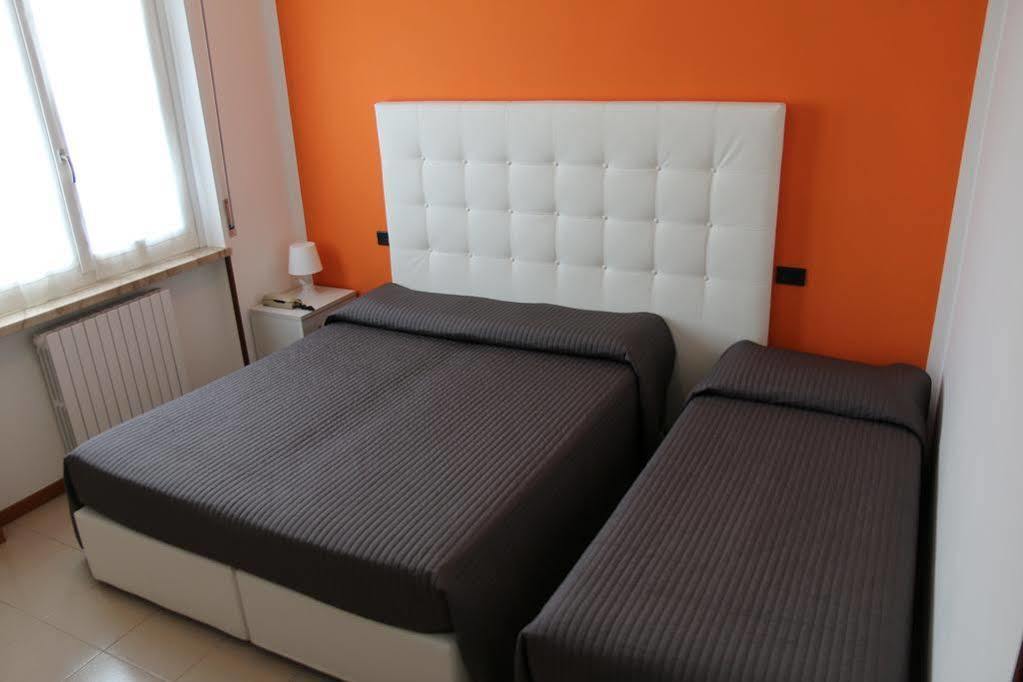 Albergo Al Sole Castelnuovo del Garda Exteriör bild