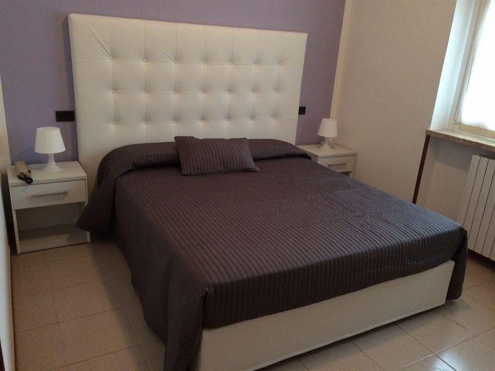 Albergo Al Sole Castelnuovo del Garda Exteriör bild